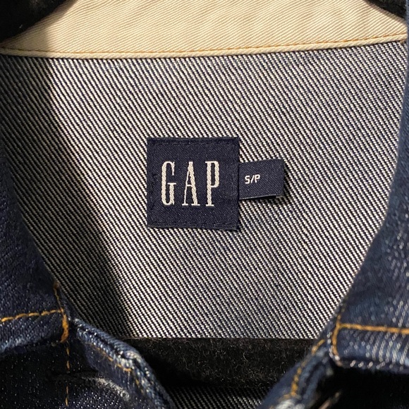 GAP Denim Jacket - Picture 2 of 4